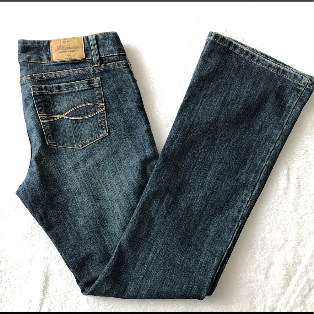 Bluenotes “Paris” bootcut Jeans Size 30W/34L
